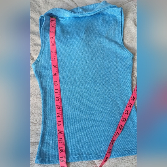 Blue top - Picture 5 of 5